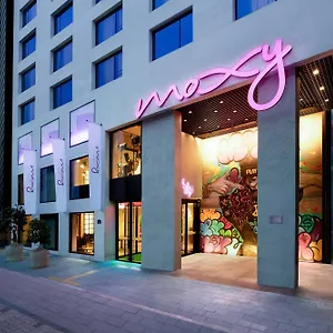 Hotel Moxy Insadong, Seúl